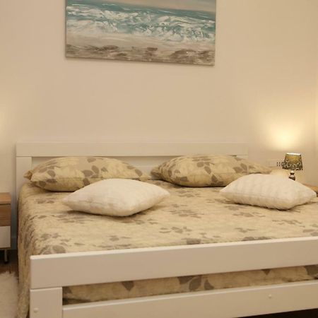 Antonio Apartment Sibenik Bagian luar foto