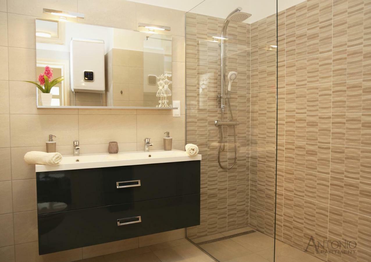 Antonio Apartment Sibenik Bagian luar foto