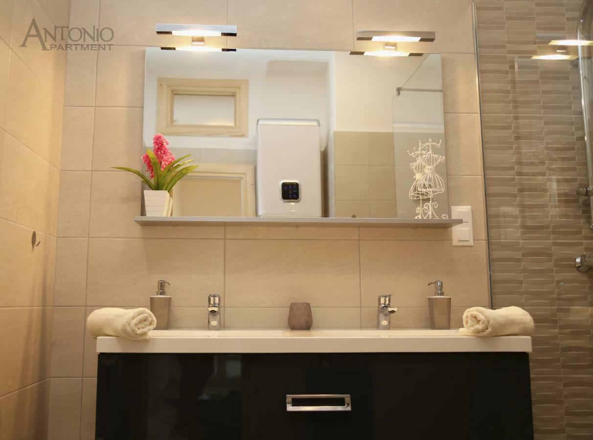 Antonio Apartment Sibenik Bagian luar foto