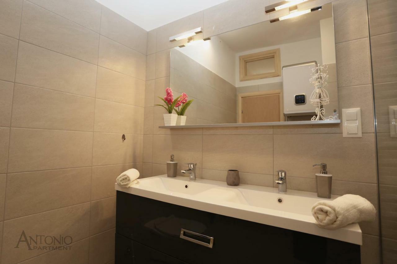 Antonio Apartment Sibenik Bagian luar foto