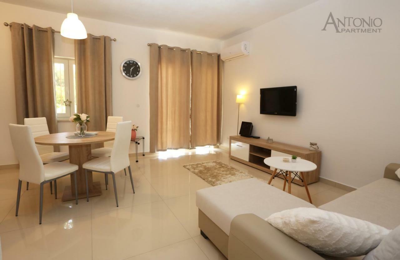 Antonio Apartment Sibenik Bagian luar foto