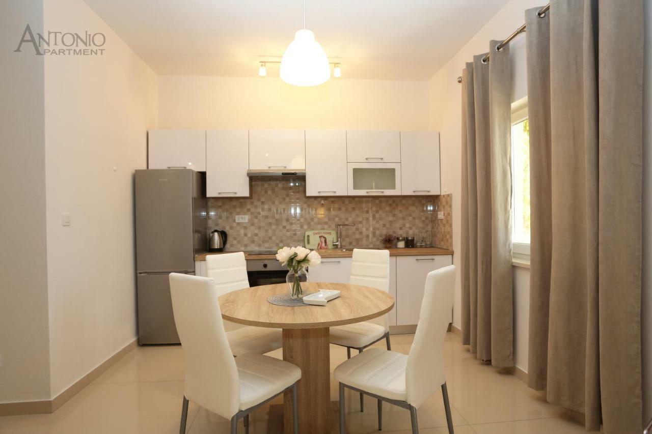 Antonio Apartment Sibenik Bagian luar foto