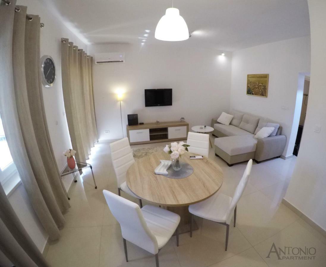 Antonio Apartment Sibenik Bagian luar foto