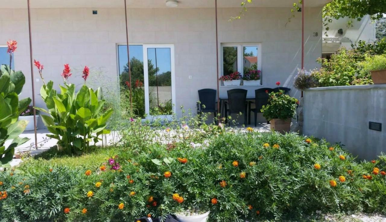 Antonio Apartment Sibenik Bagian luar foto